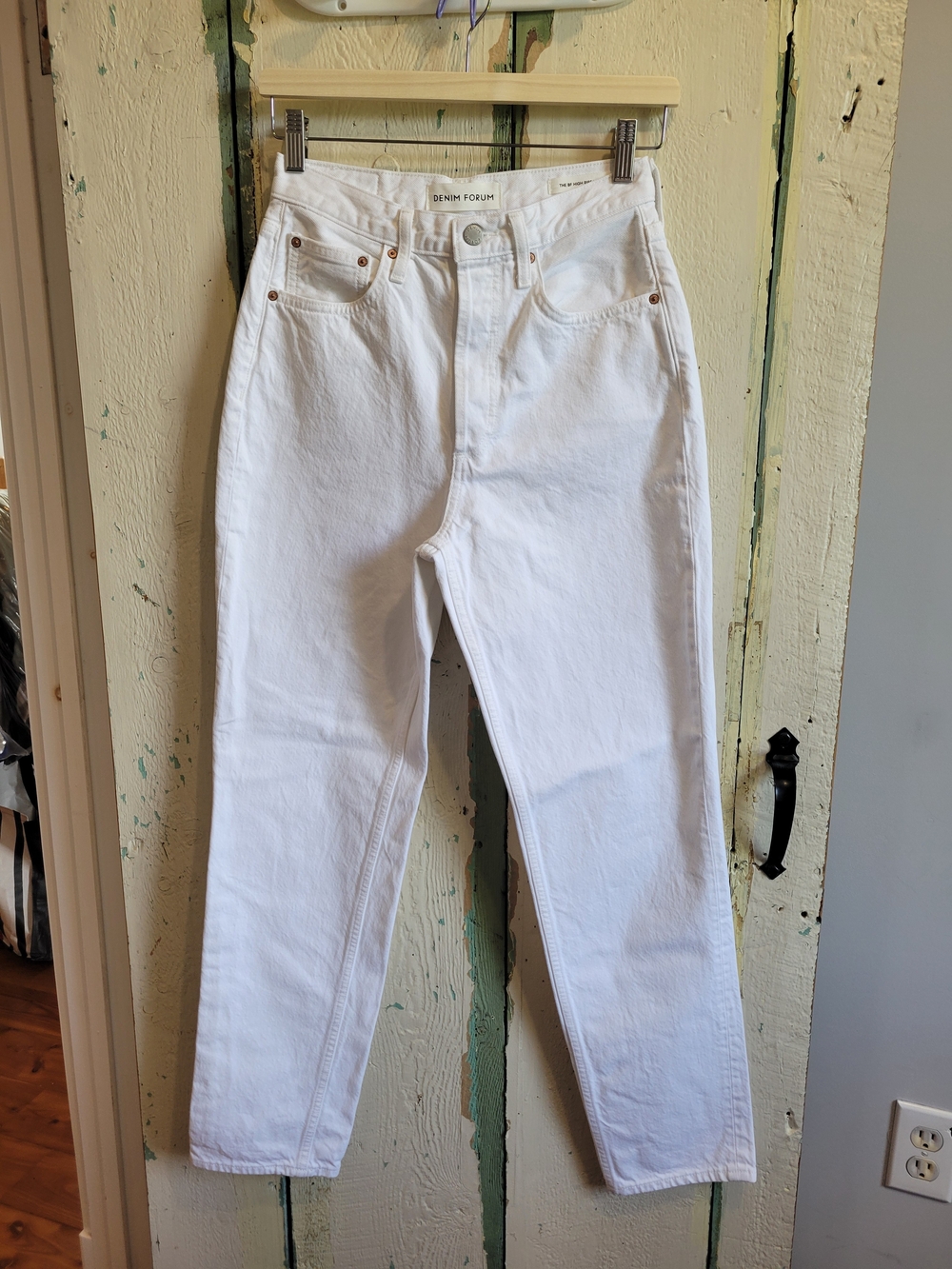 Denim Forum The BF High Rise Loose 28L White Jeans